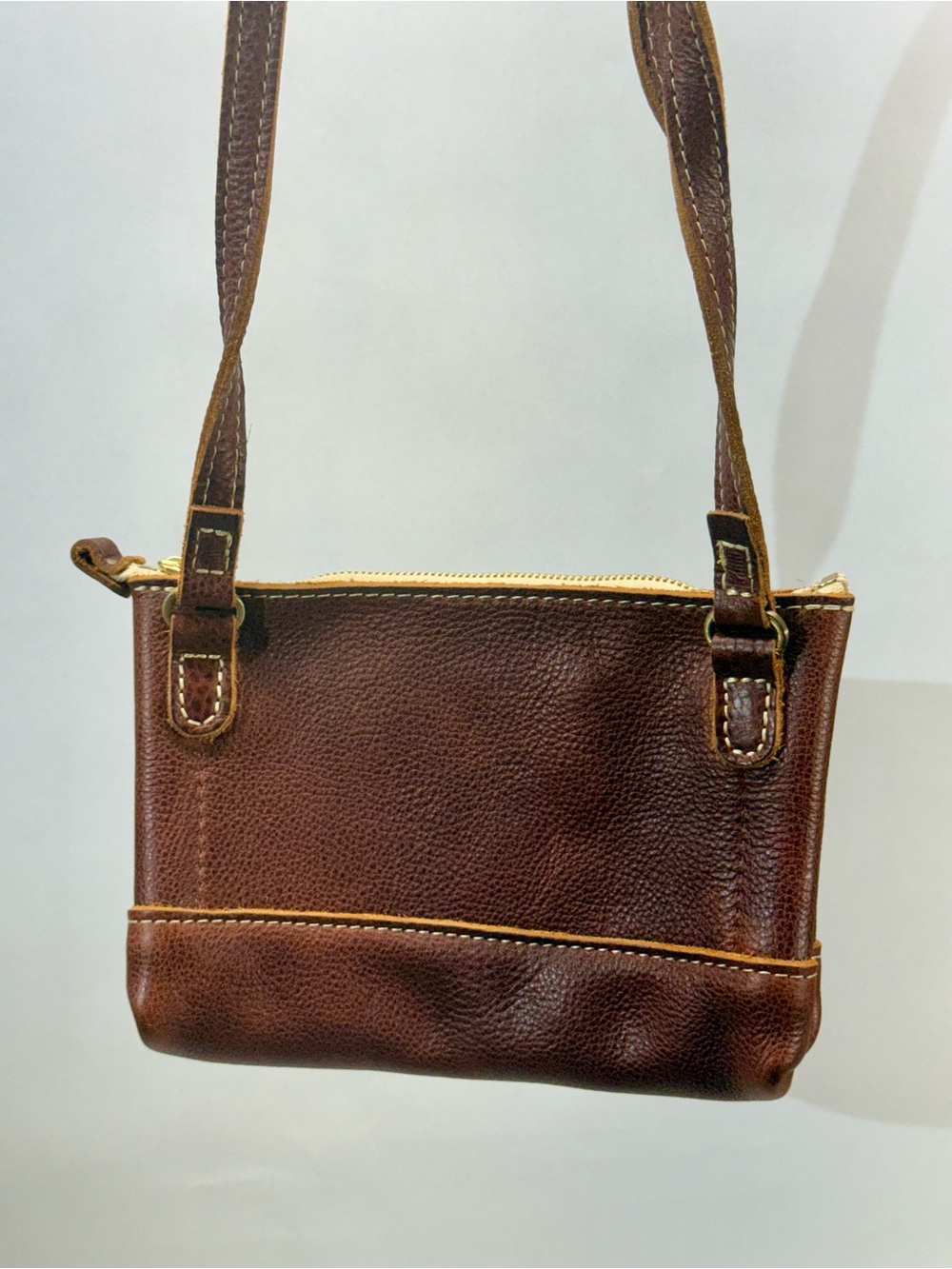 Brown Leather Crossbody Bag with Burgundy Card Sleeve. Never been used! - Picture 3 of 4